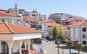 2 Bedroom Apartment Sveti Vlas With 2 Balconies And Sea Views